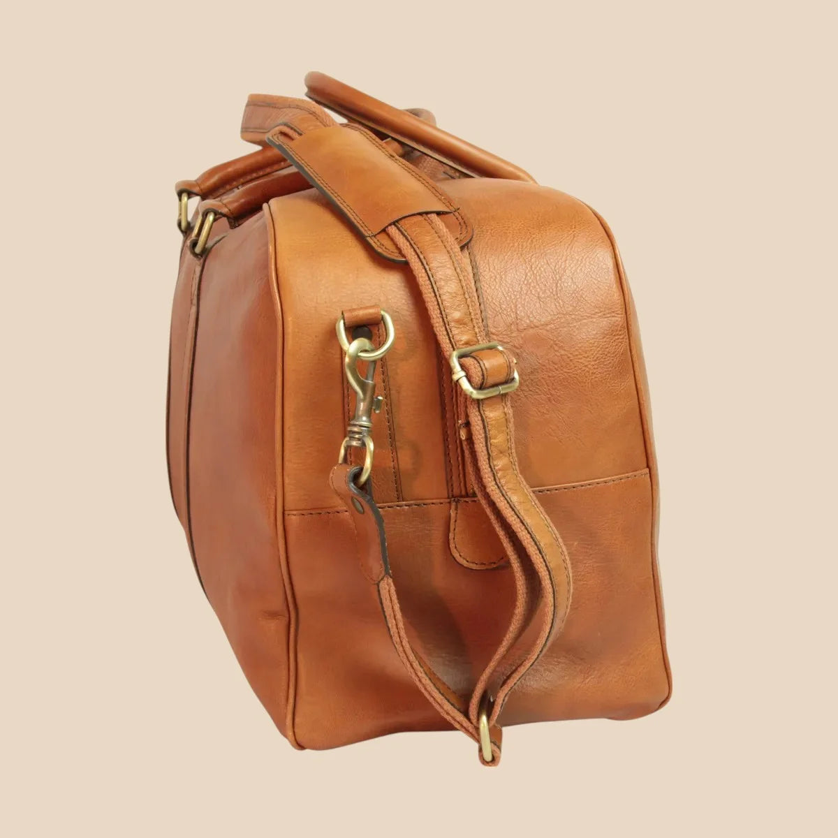 Soft Calfskin Leather Travel Bag - Image 3 | Bufalo d'Oro