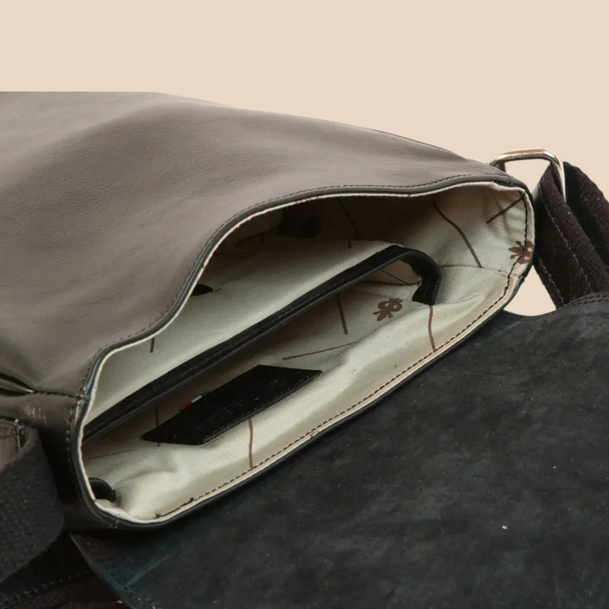 Leather I-pad Bag - Image 11 | Bufalo d'Oro