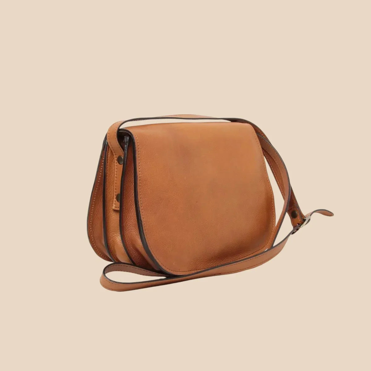 Women's Shoulder Bag in Full-Grain Calfskin - Image 36 | Bufalo d'Oro