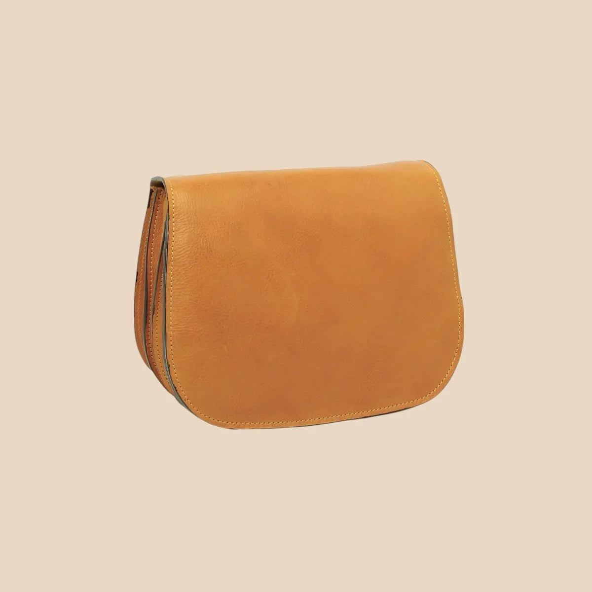 Women's Shoulder Bag in Full-Grain Calfskin - Image 5 | Bufalo d'Oro