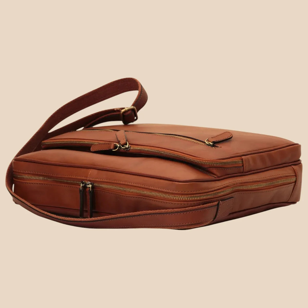 Large Leather Bag With Zip Closures - Image 11 | Bufalo d'Oro