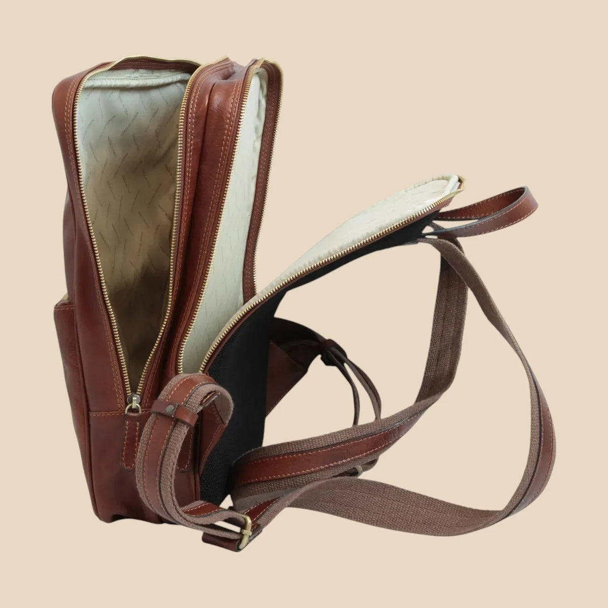 Leather Back Pack With Backside Troller Strap - Image 36 | Bufalo d'Oro