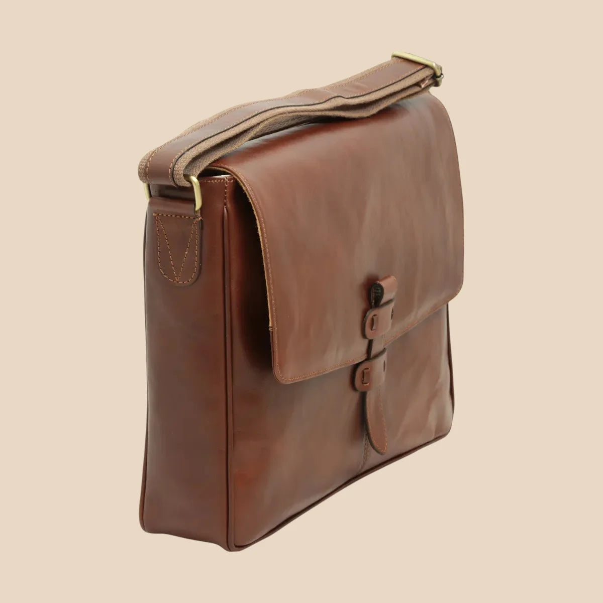 Cowhide Leather Messenger - Image 3 | Bufalo d'Oro