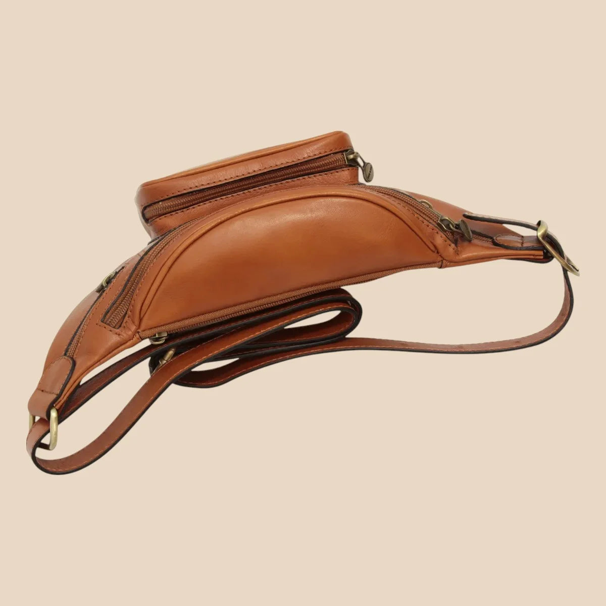 Leather Fanny Pack - Image 7 | Bufalo d'Oro