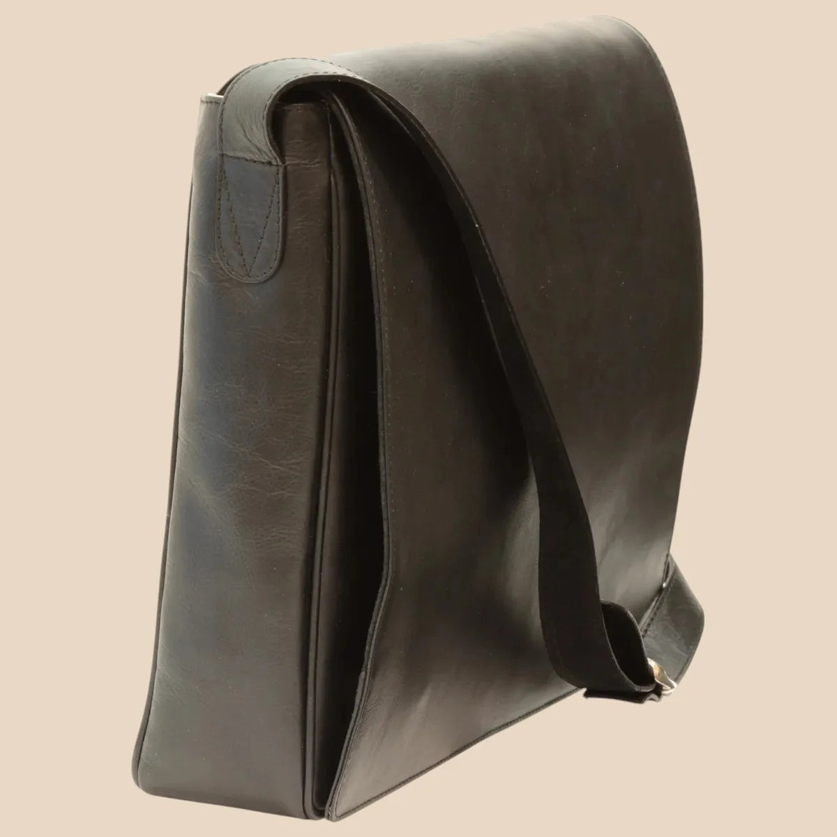 Cowhide Leather Messenger Bag - Image 9 | Bufalo d'Oro