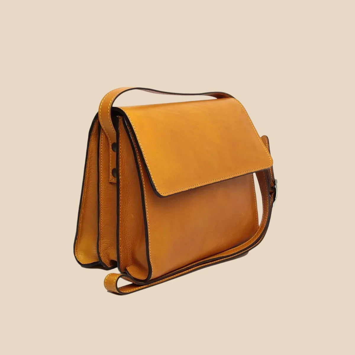 Calfskin Shoulder Bag - Image 29 | Bufalo d'Oro