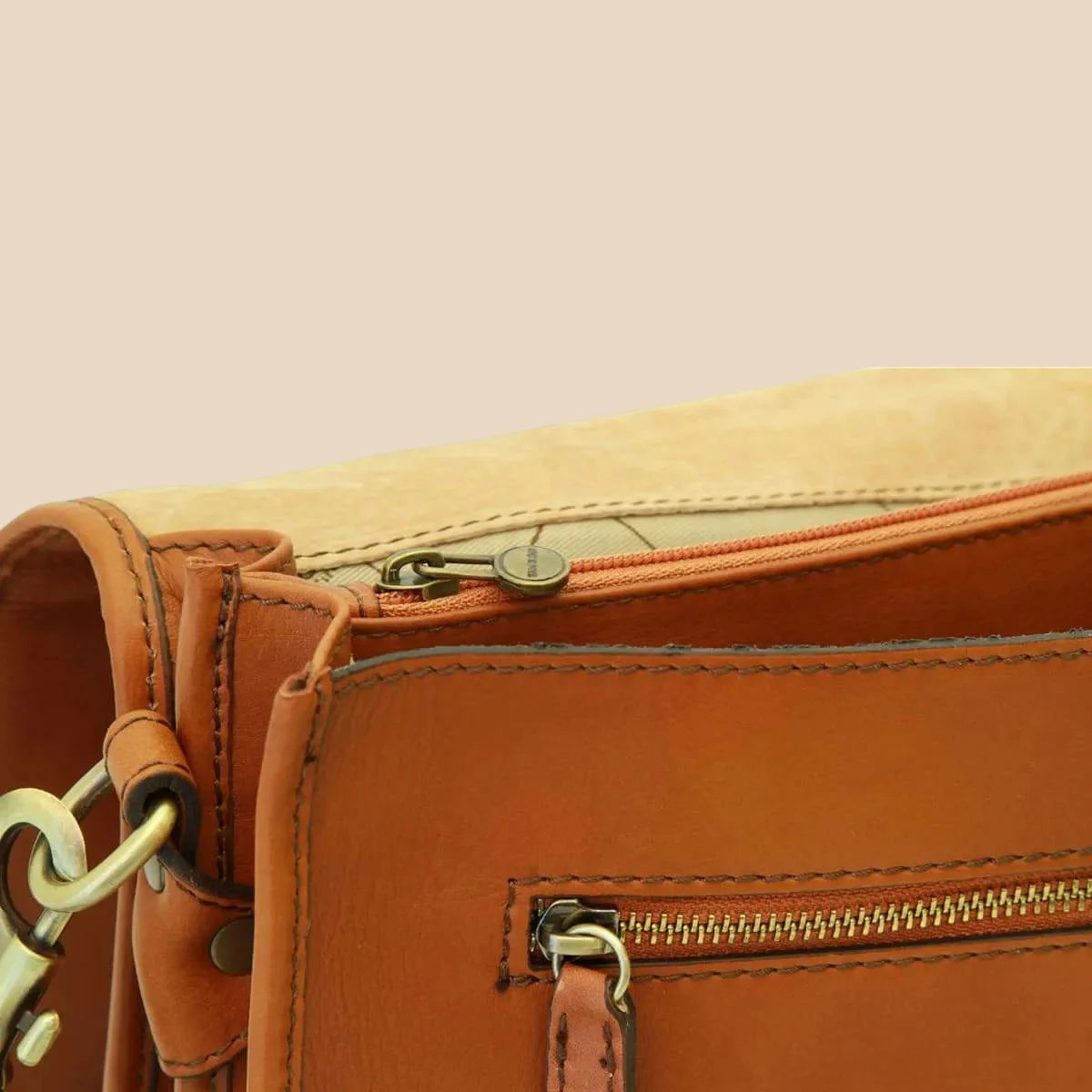 Calfskin Nappa Leather Briefcase - Image 7 | Bufalo d'Oro