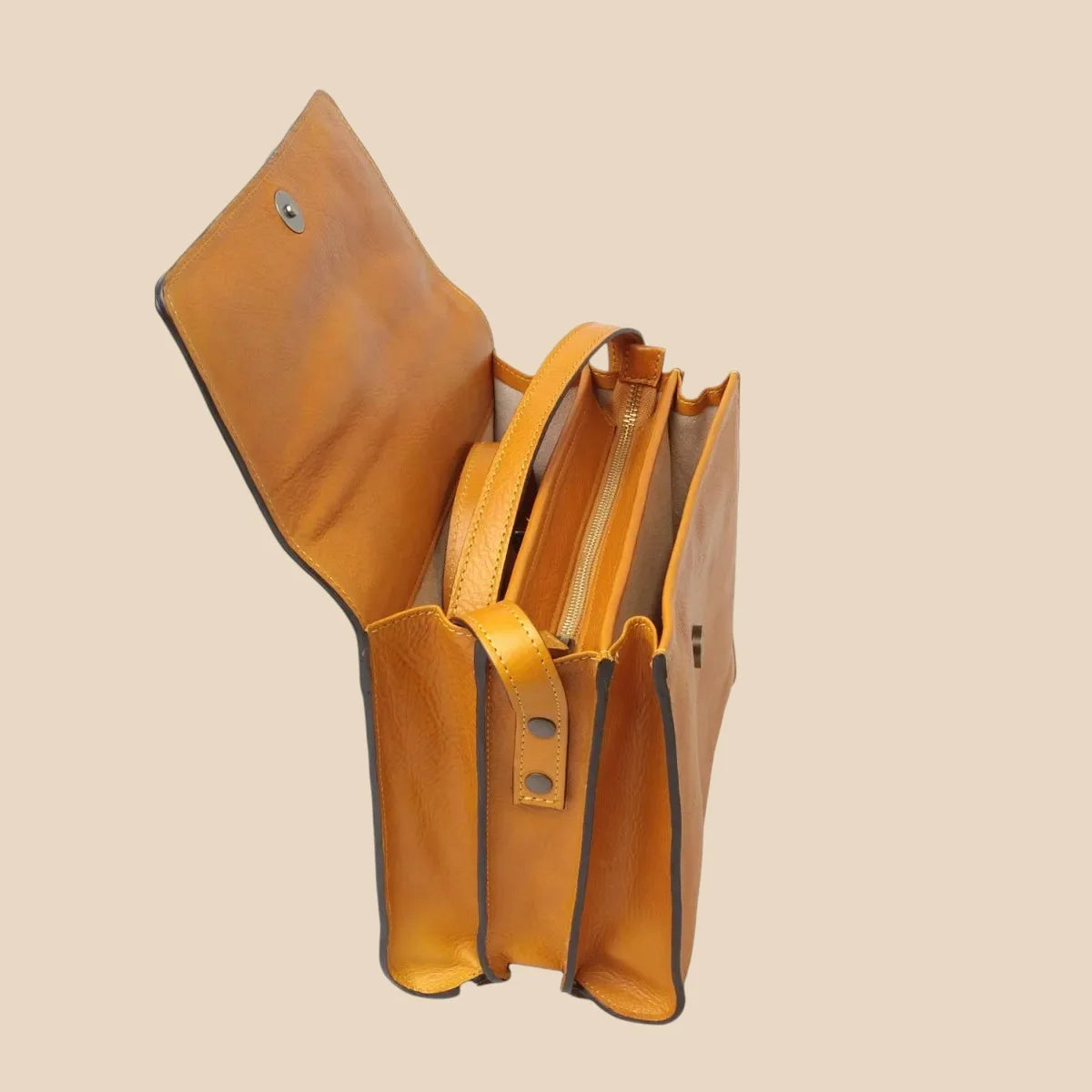 Calfskin Shoulder Bag - Image 23 | Bufalo d'Oro