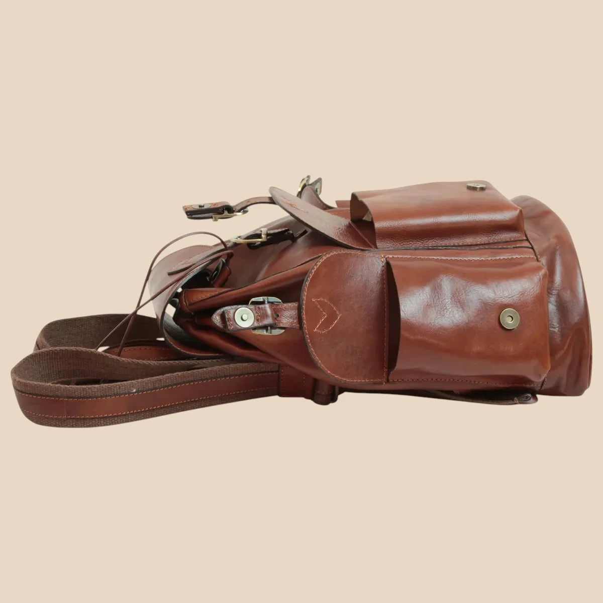 Leather Backpack With 3 Exterior Pockets - Image 3 | Bufalo d'Oro
