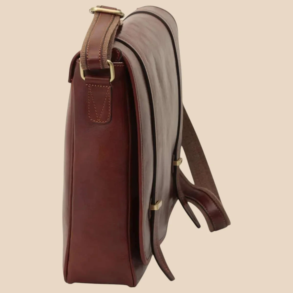 Large Leather Bag With Magnetic Closure - Image 23 | Bufalo d'Oro