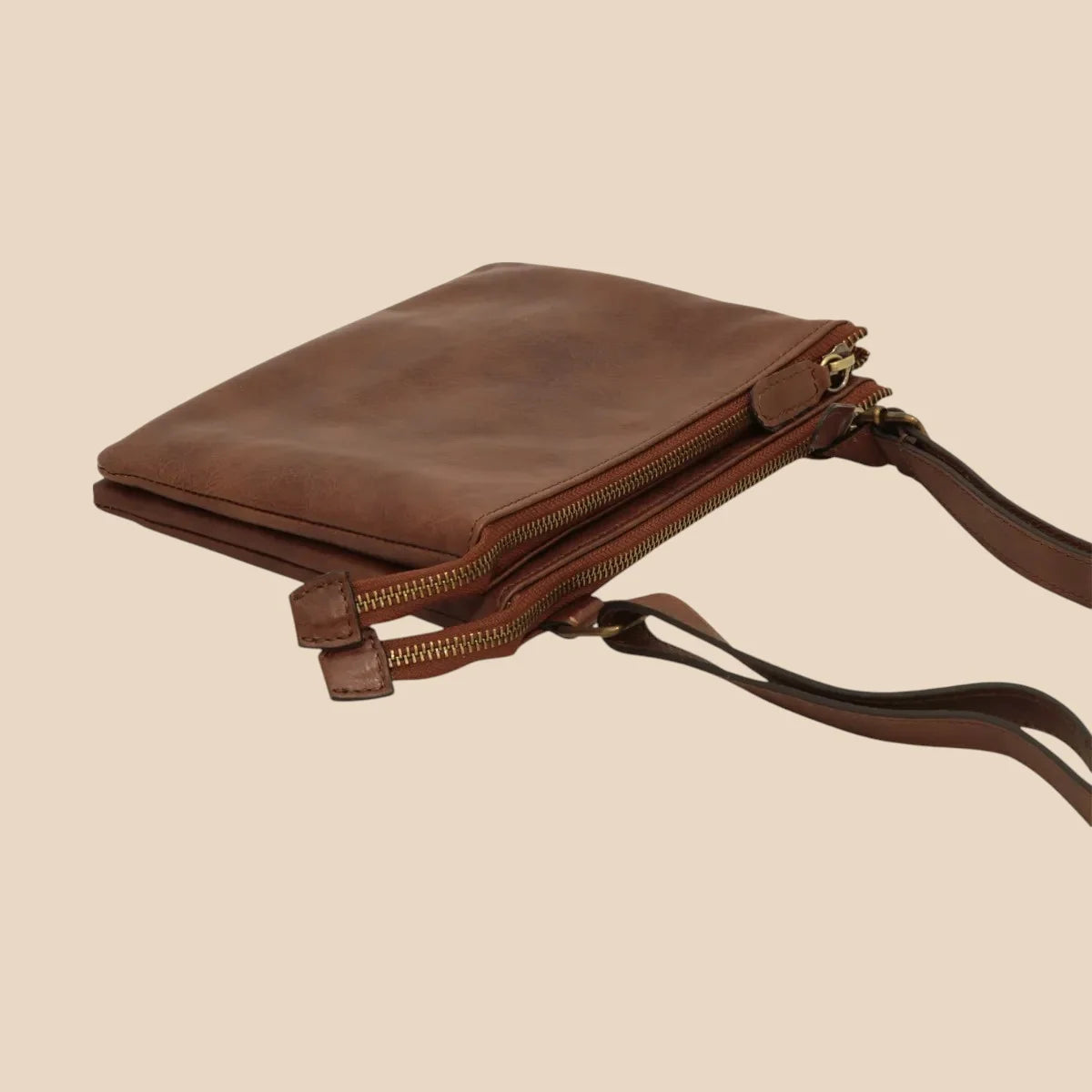 Full-Grain Calfskin Shoulder Bag - Image 12 | Bufalo d'Oro