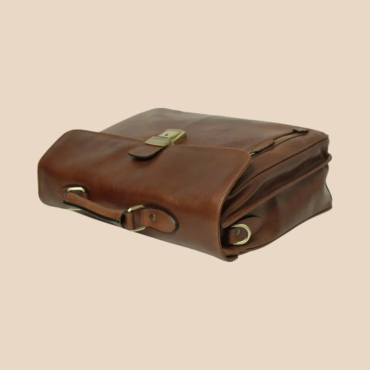 Oiled Calfskin Leather Briefcase With Shoulder Strap - Image 2 | Bufalo d'Oro