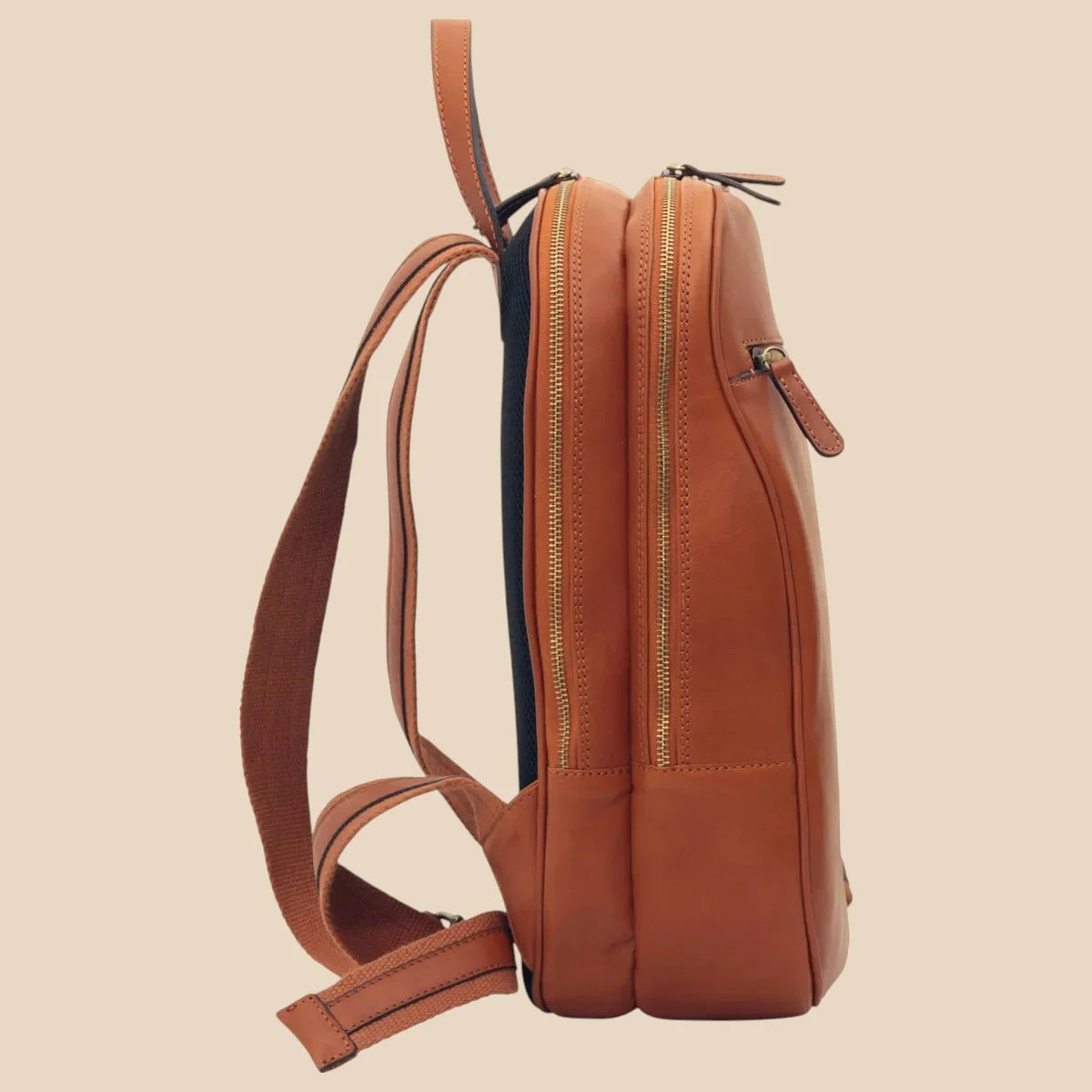 Leather Backpack With Exterior Zip Pockets - Image 12 | Bufalo d'Oro