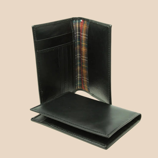 Leather Passport Holder - Image 2 | Bufalo d'Oro