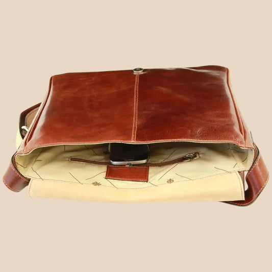 Full-Grain Leather Messenger - Image 2 | Bufalo d'Oro