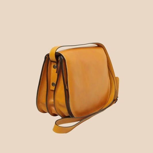Women's Shoulder Bag in Full-Grain Calfskin - Image 2 | Bufalo d'Oro