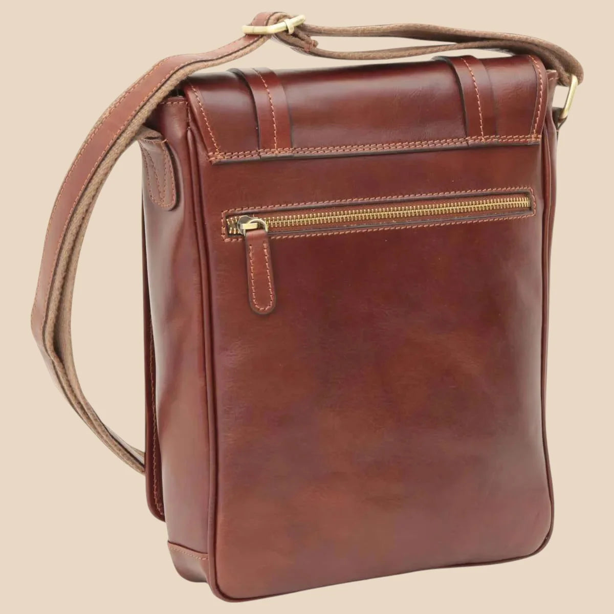 Medium Leather Bag With Double Magnetic Closure - Image 4 | Bufalo d'Oro