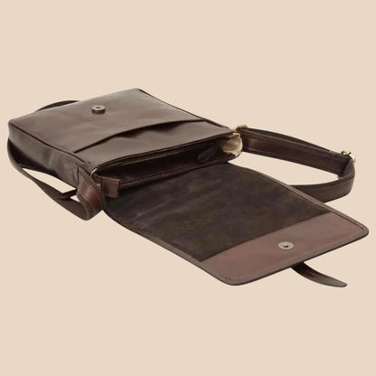 Small Leather Bag With Magnetic Closure - Image 19 | Bufalo d'Oro