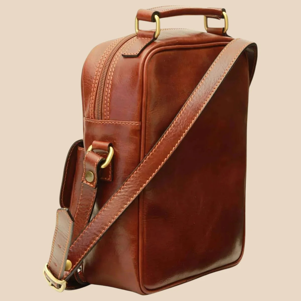 Leather Shoulder Bag With Front Pocket - Image 9 | Bufalo d'Oro