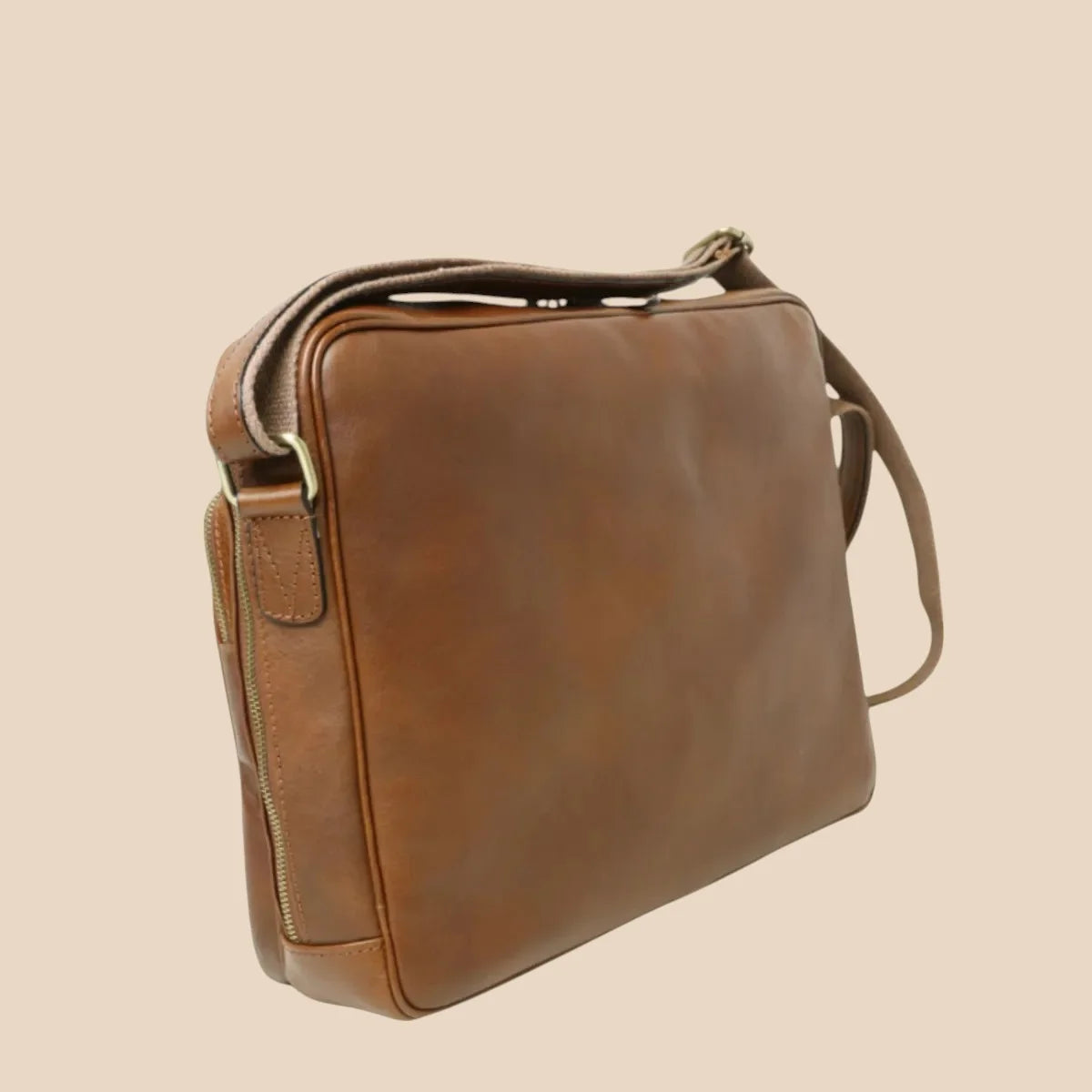Large Leather Bag With Zip Closures - Image 5 | Bufalo d'Oro