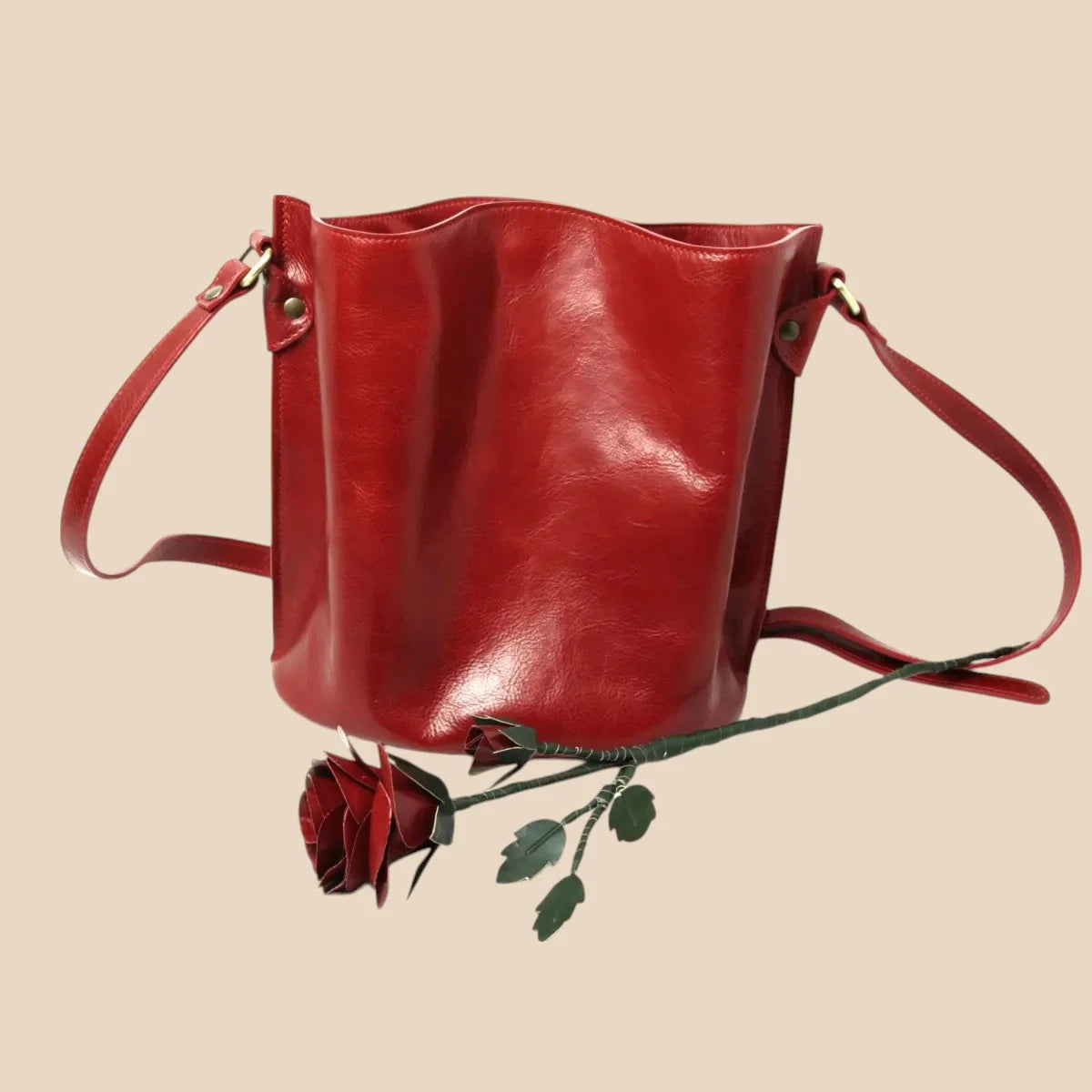 Full Grain Leather Shoulder Bag With Leather Red Rose - Image 1 | Bufalo d'Oro