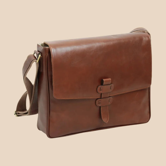 Cowhide Leather Messenger - Image 1 | Bufalo d'Oro