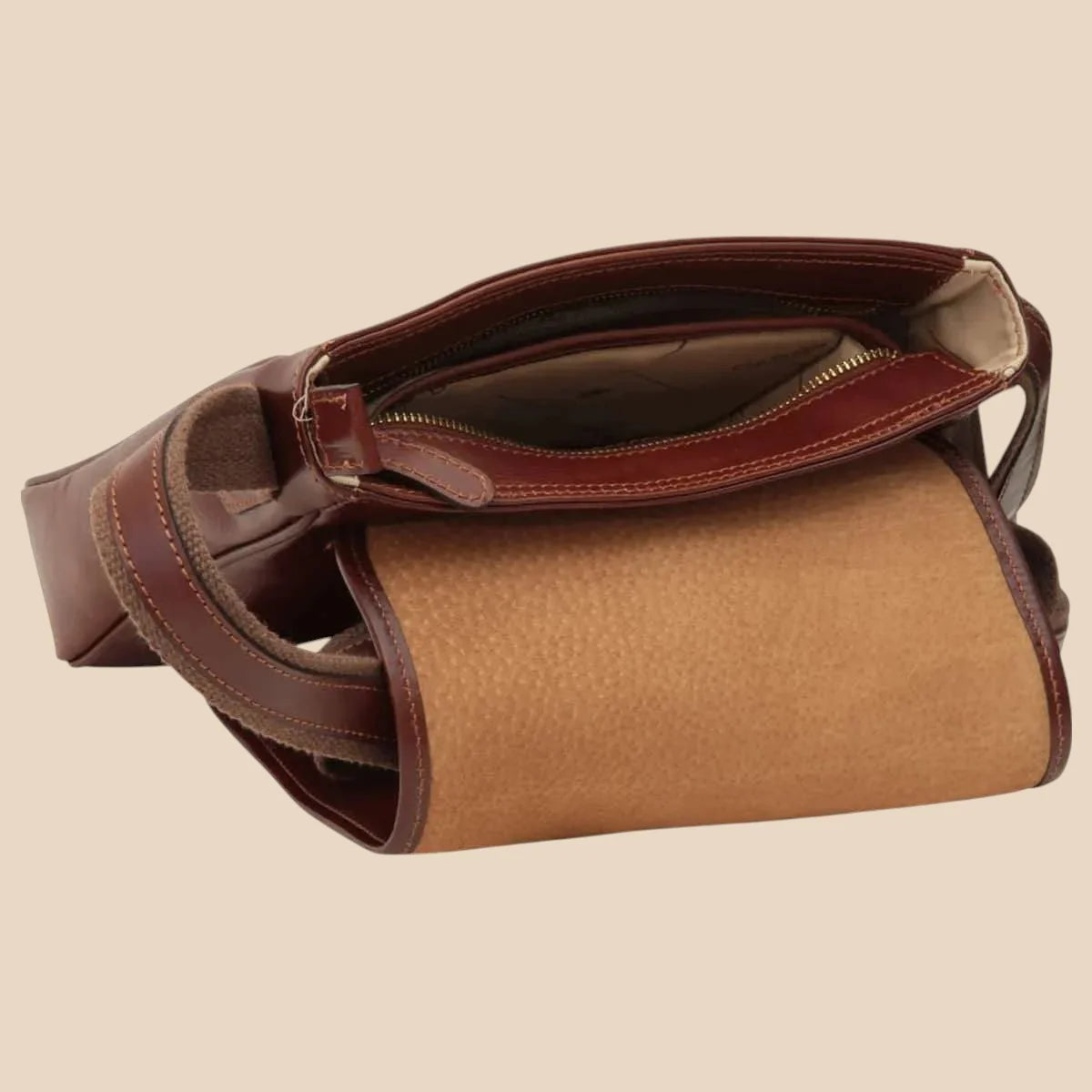 Small Leather Bag With Magnetic Closure - Image 10 | Bufalo d'Oro