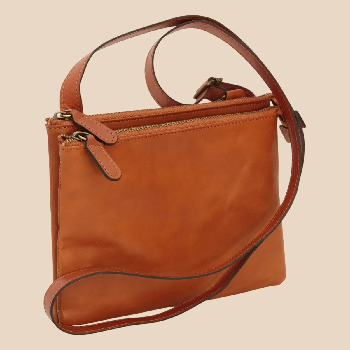 Full-Grain Calfskin Shoulder Bag - Image 3 | Bufalo d'Oro