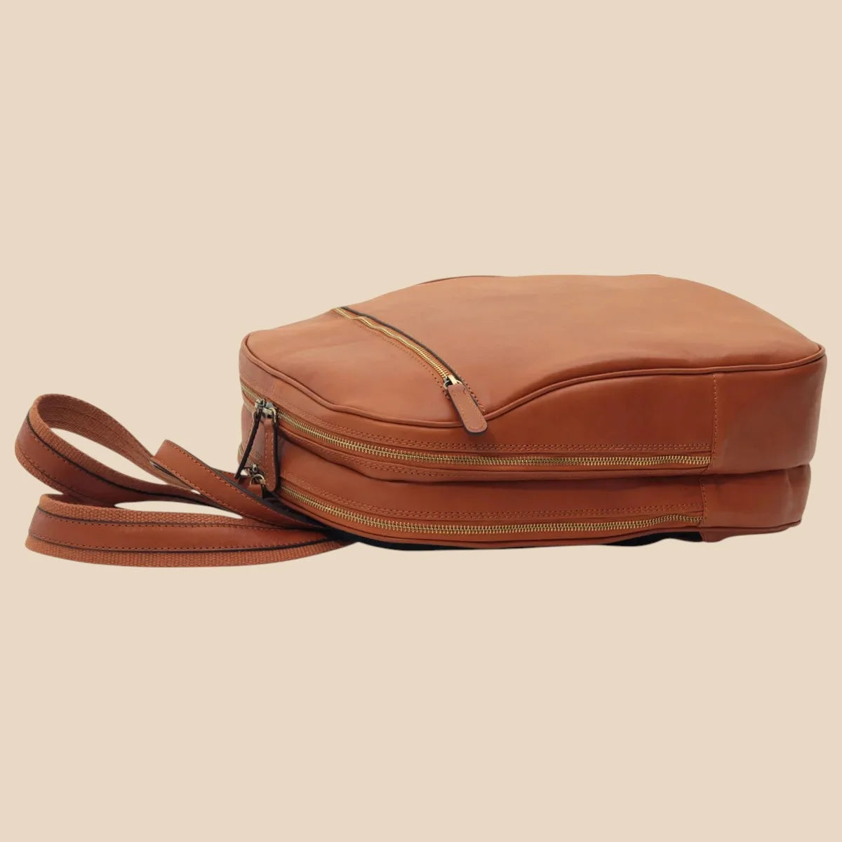 Leather Backpack With Exterior Zip Pockets - Image 15 | Bufalo d'Oro