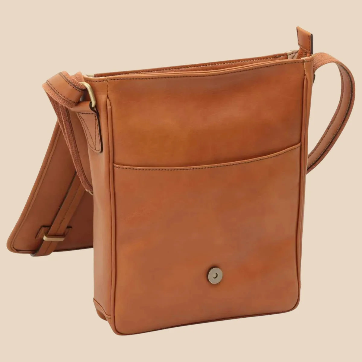 Medium Leather Bag With Double Magnetic Closure - Image 9 | Bufalo d'Oro