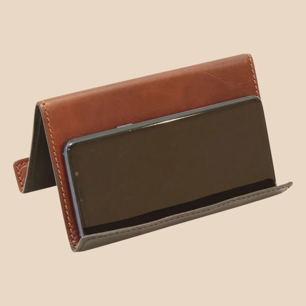 Leather Ipad And Iphone Stand - Image 13 | Bufalo d'Oro