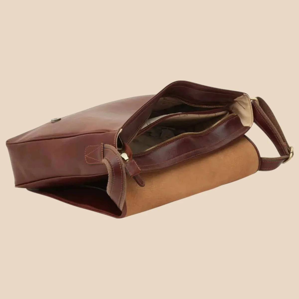 Large Leather Bag With Magnetic Closure - Image 17 | Bufalo d'Oro