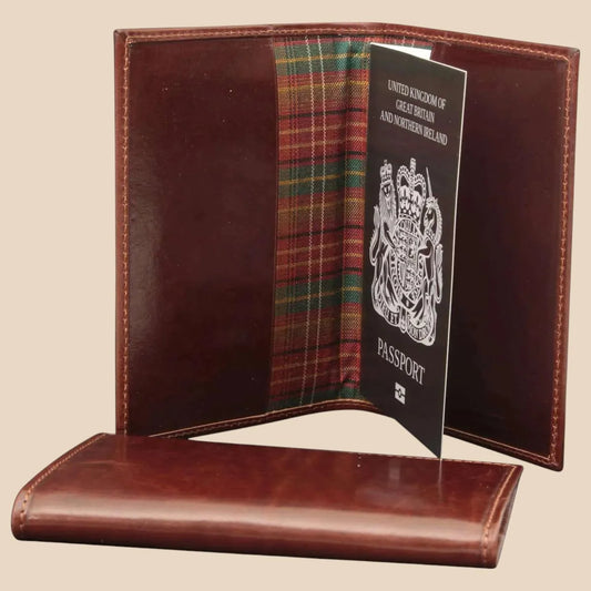 Leather Passport Holder - Image 1 | Bufalo d'Oro