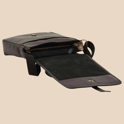 Small Leather Bag With Magnetic Closure - Image 23 | Bufalo d'Oro