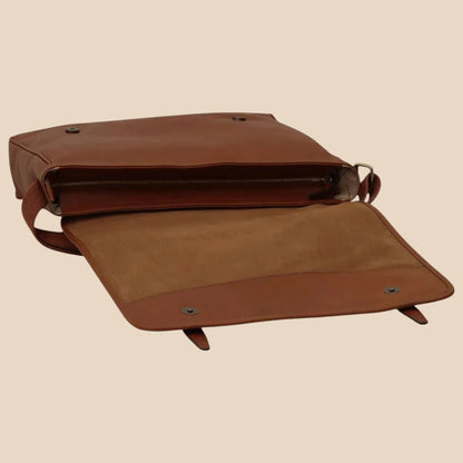 Large Leather Bag With Magnetic Closure - Image 16 | Bufalo d'Oro
