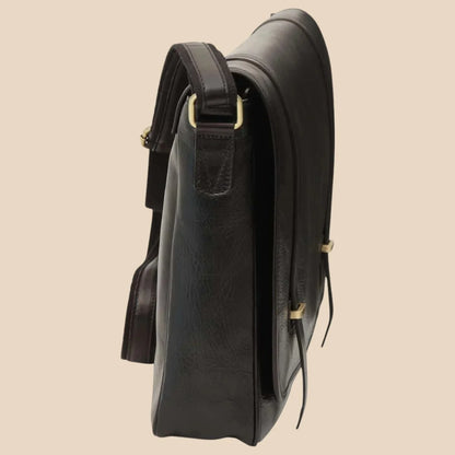 Large Leather Bag With Magnetic Closure - Image 5 | Bufalo d'Oro