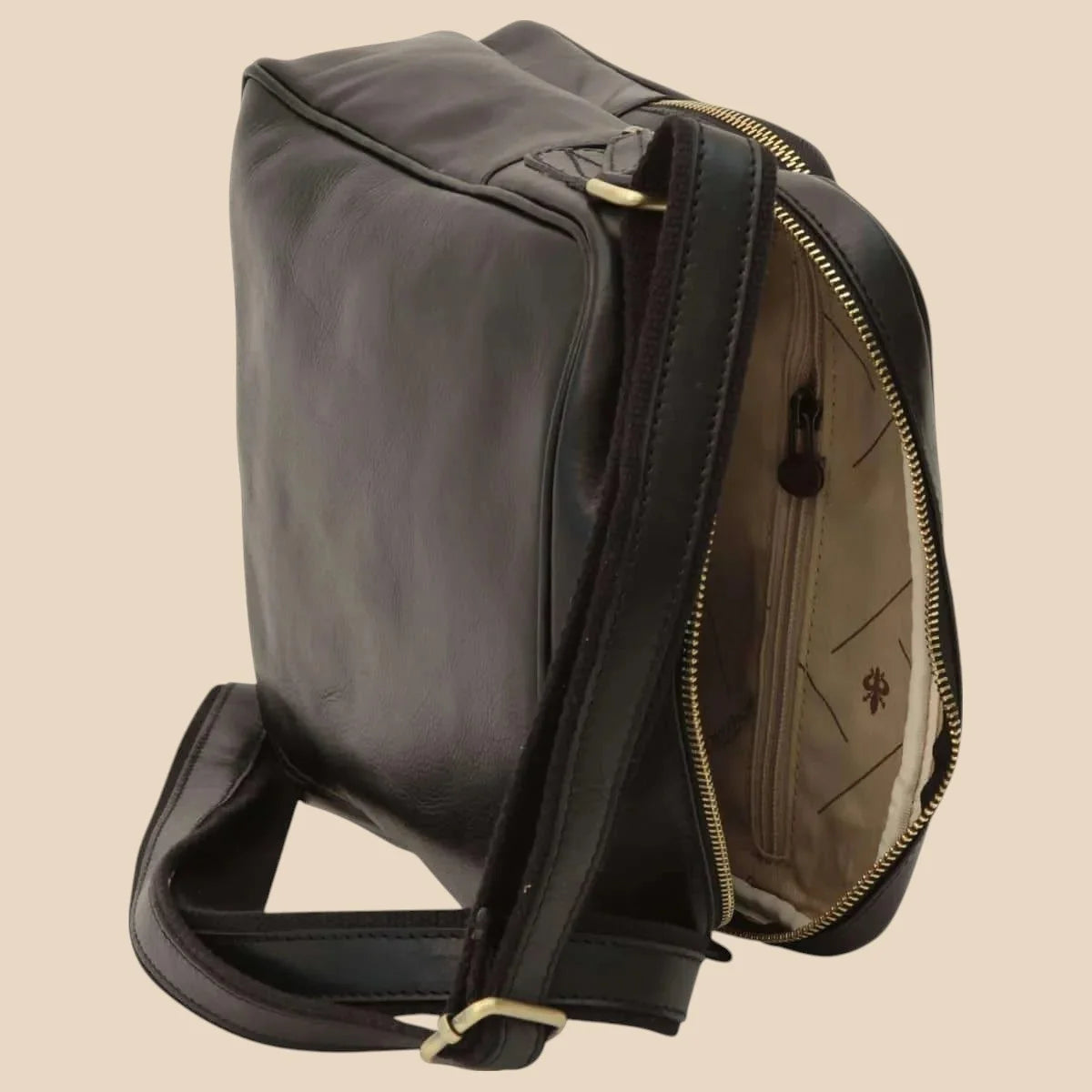 Small Leather Bag With Zip Closures - Image 18 | Bufalo d'Oro