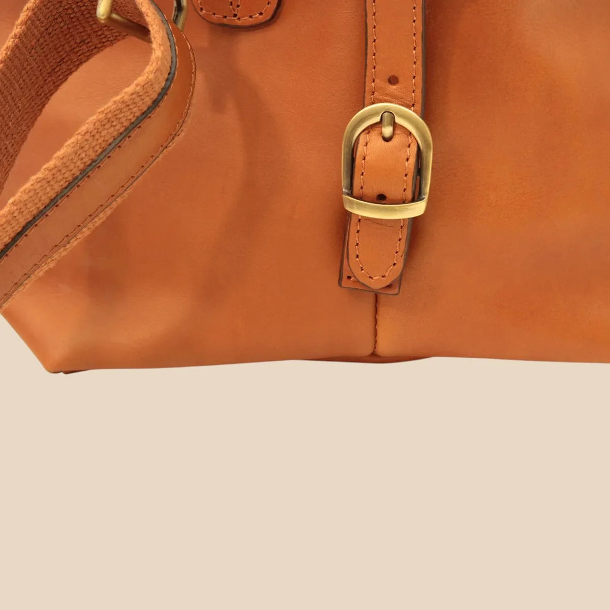 Cowhide Leather Travel Bag - Image 14 | Bufalo d'Oro