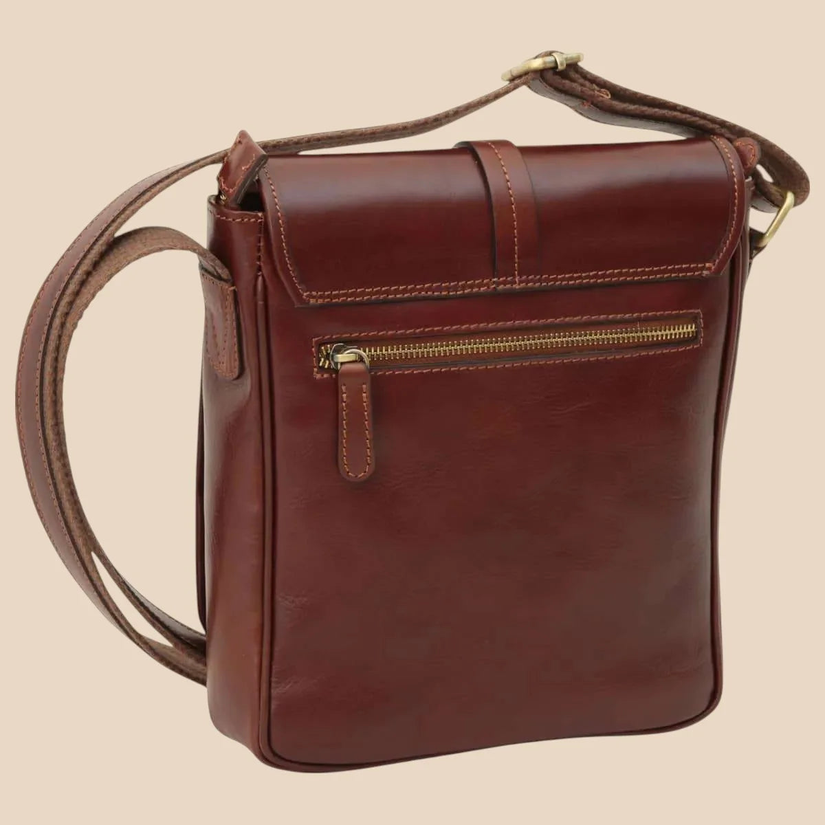 Small Leather Bag With Magnetic Closure - Image 16 | Bufalo d'Oro