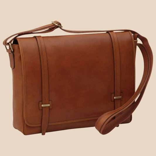 Large Leather Bag With Magnetic Closure - Image 1 | Bufalo d'Oro