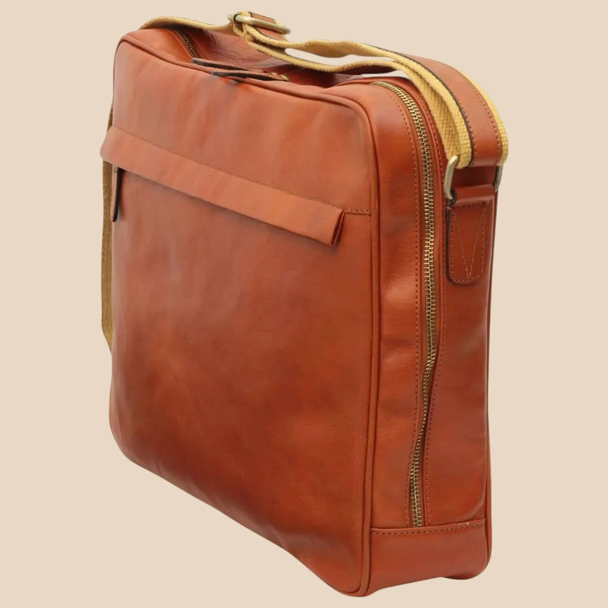 Vachetta Leather Messenger - Image 13 | Bufalo d'Oro
