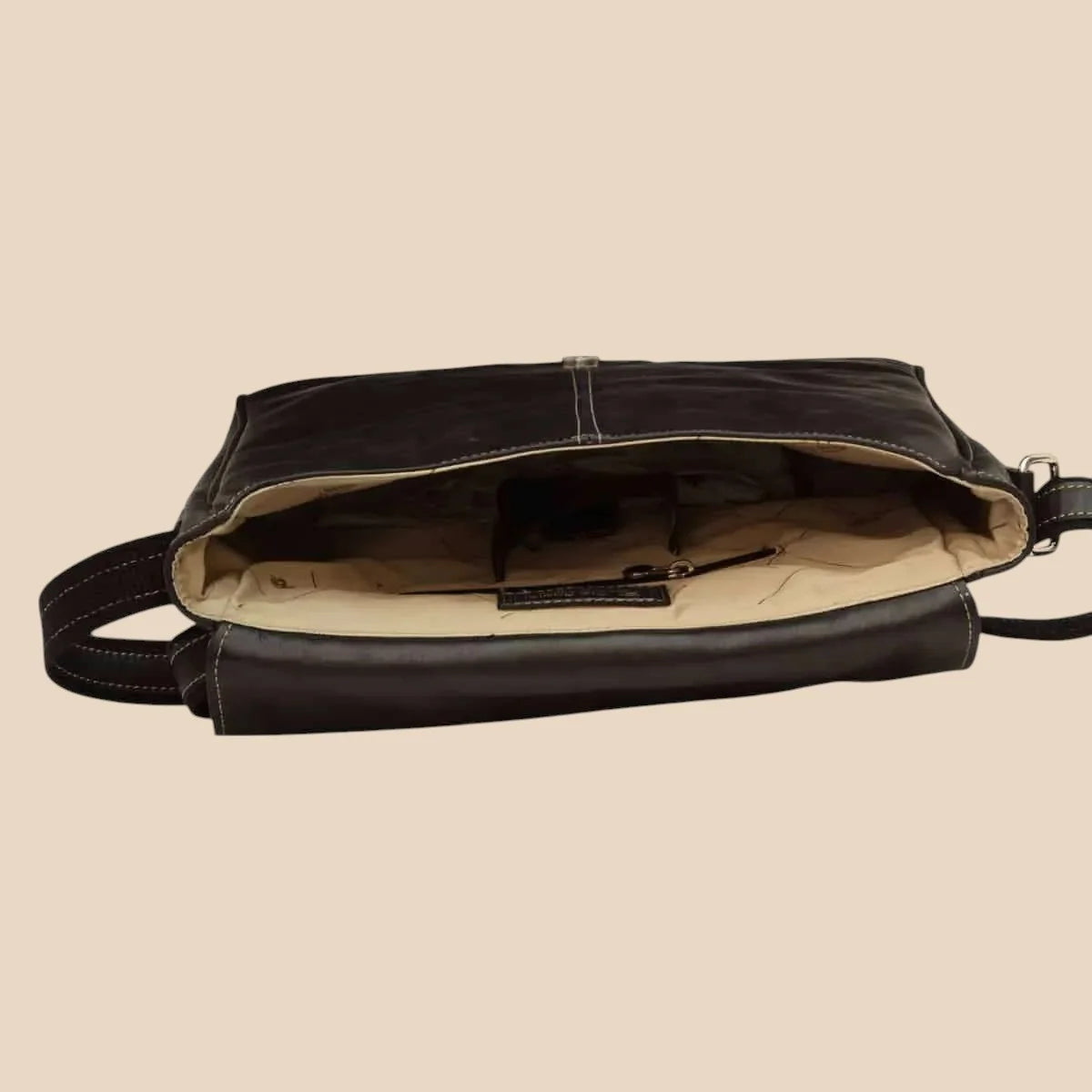 Lightweight Messenger Bag - Image 9 | Bufalo d'Oro