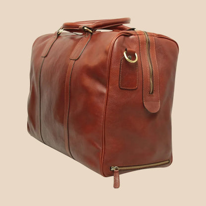 Oiled Calfskin Leather Duffel Bag - Image 30 | Bufalo d'Oro