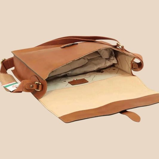 Leather Messenger Bag - Image 2 | Bufalo d'Oro