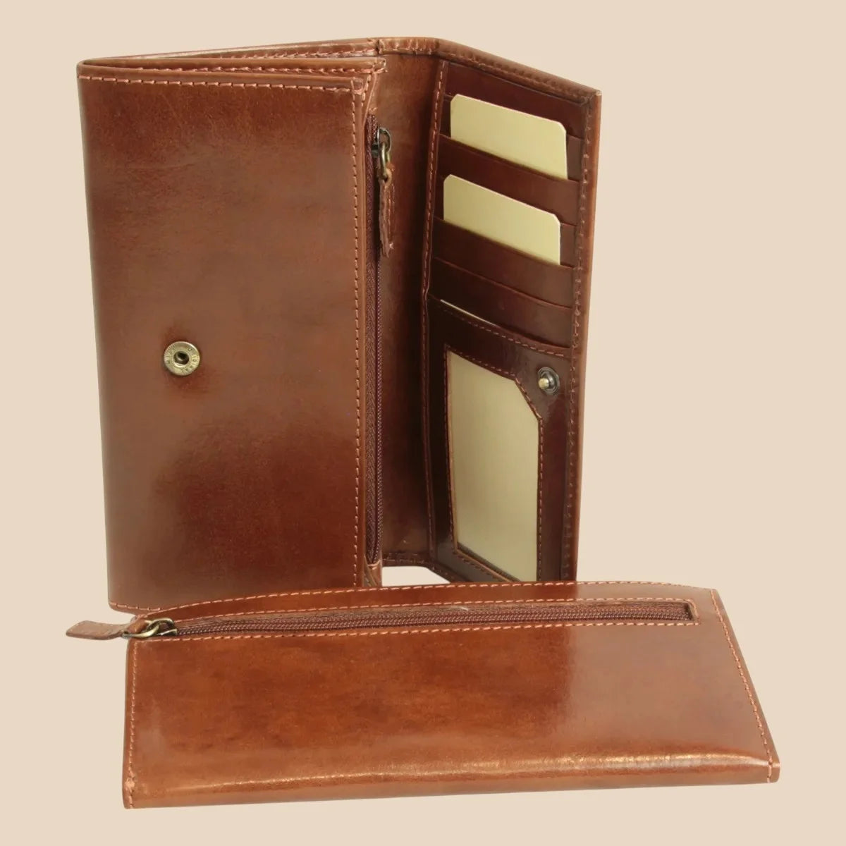 Women's Leather Wallet With External Pocket - Image 2 | Bufalo d'Oro