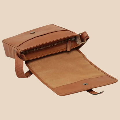 Small Leather Bag With Magnetic Closure - Image 18 | Bufalo d'Oro