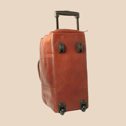 Oiled Calfskin Leather Duffel Bag - Image 32 | Bufalo d'Oro
