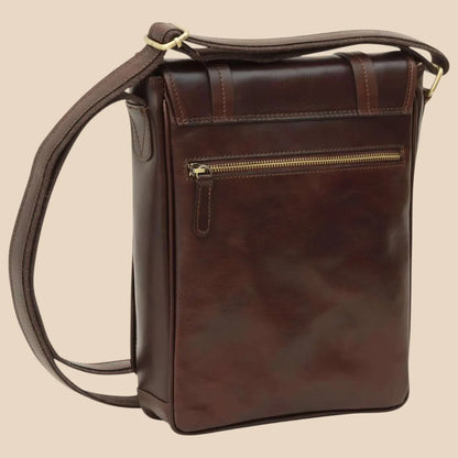 Medium Leather Bag With Double Magnetic Closure - Image 19 | Bufalo d'Oro